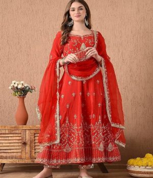 Exclusive Desighn Indian Handmade new designer embroidery work lahenga choli with dupatta for women